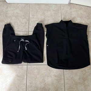 FIGS scrub set (has paint stain)